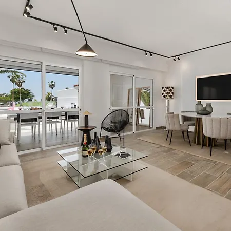 Karat Caleta Golf Views أذيخي