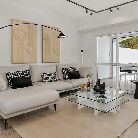 Villa Karat Caleta Golf Views *